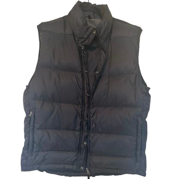 Gap men’s reversible puffer vest with built-in hood, Size L - Picture 3 of 11